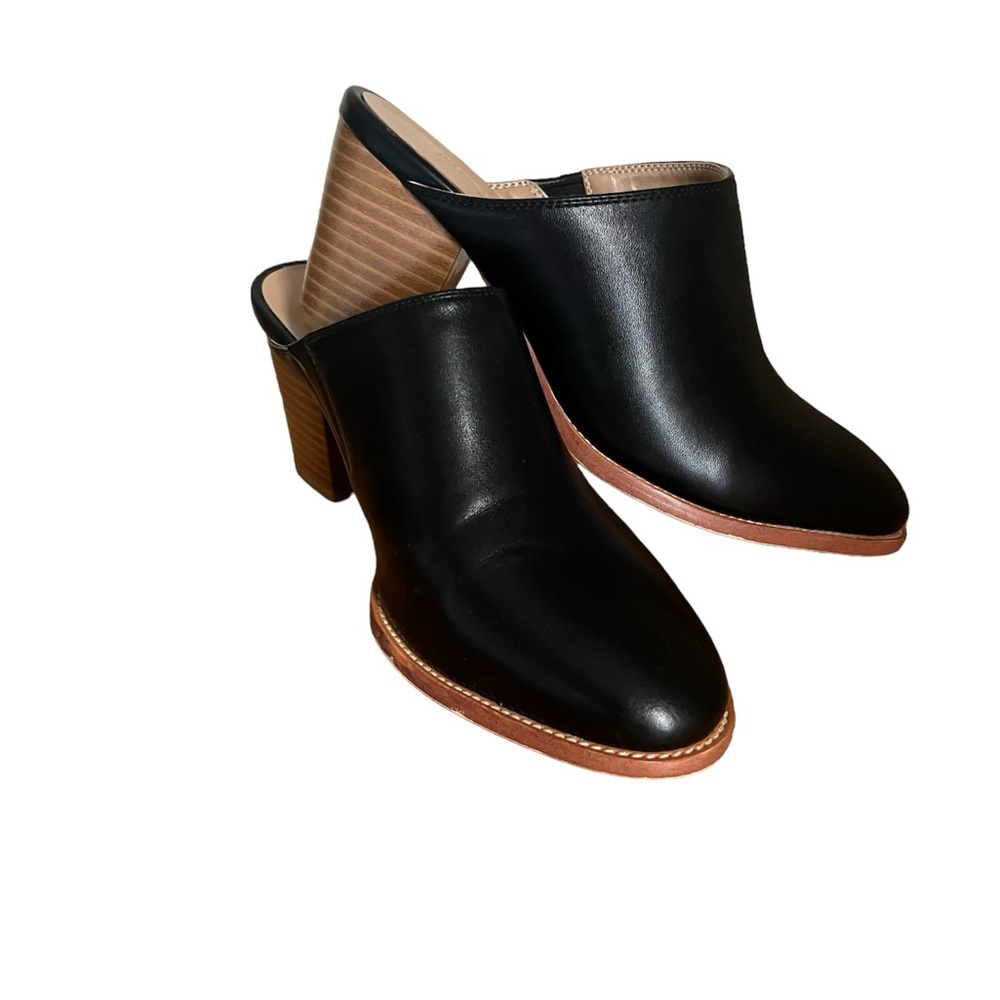 MAYPIE MULES nwot size 6 women’s